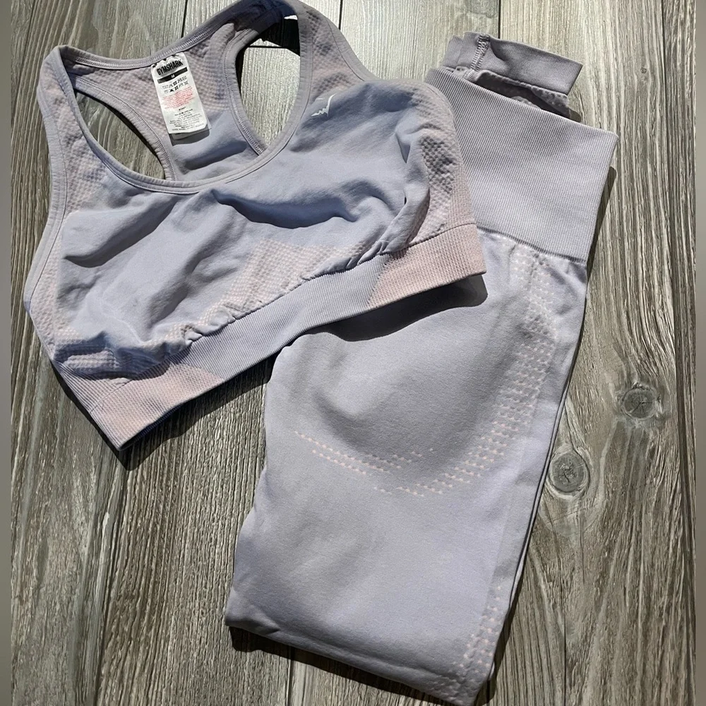 GymShark Adapt Matching Set - Picture 1 of 3